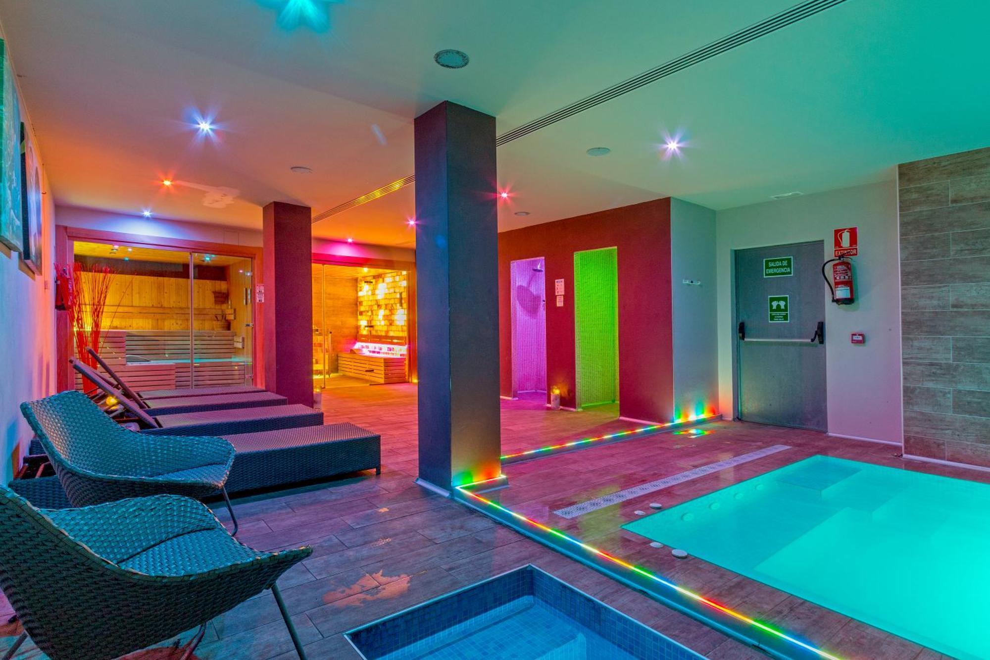 Nura Santa Ponsa & Spa Eksteriør billede